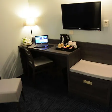 Western Atlantys Zenith Nantes Hotel