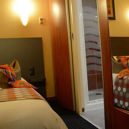 Szálloda Western Atlantys Zenith Nantes 3*
